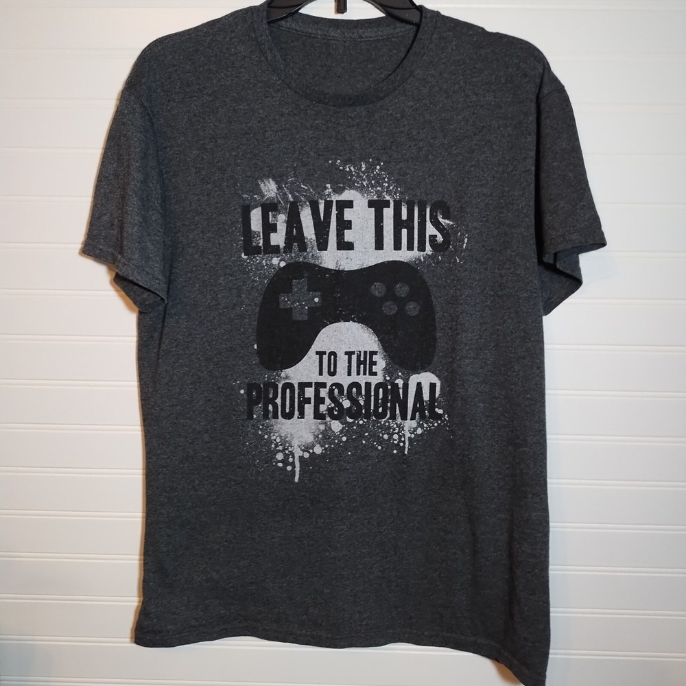 Leave This To The Professional T-shirt Youth XL Dark Gray Graphic Gaming